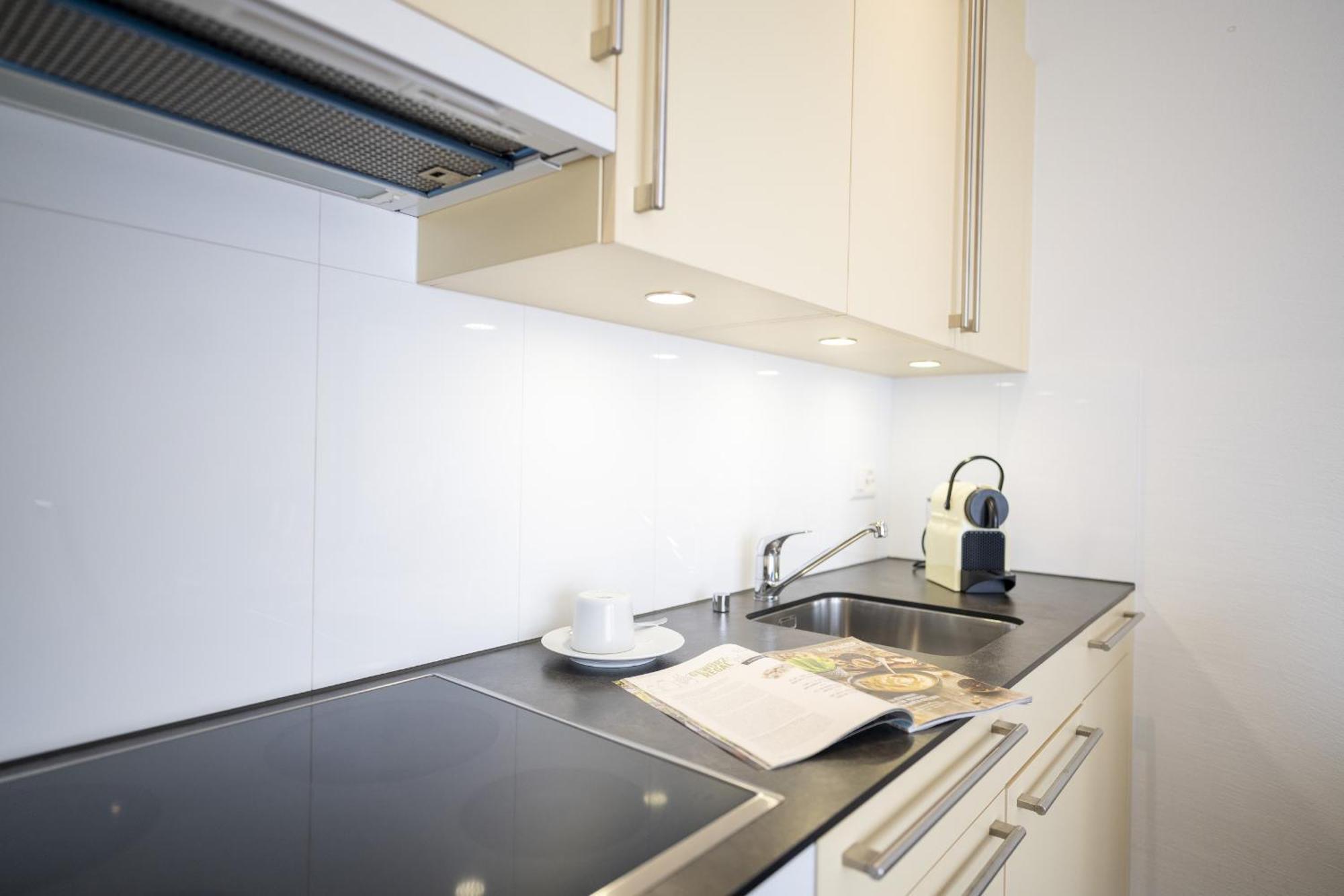 Chasa Bazzell Apartment เฟอทาน ภายนอก รูปภาพ