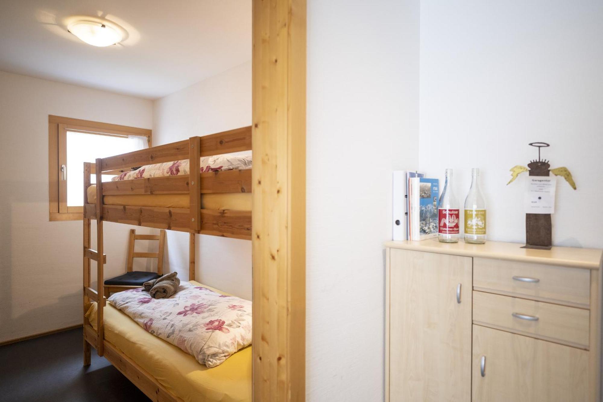 Chasa Bazzell Apartment เฟอทาน ภายนอก รูปภาพ